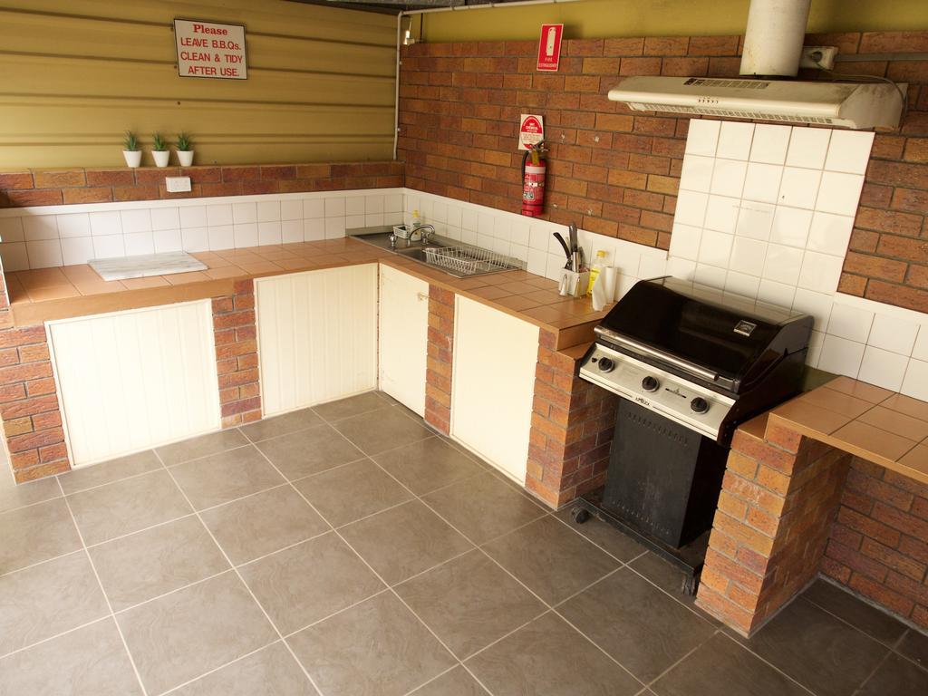 Ruthven Street Motor Inn Toowoomba Exterior foto